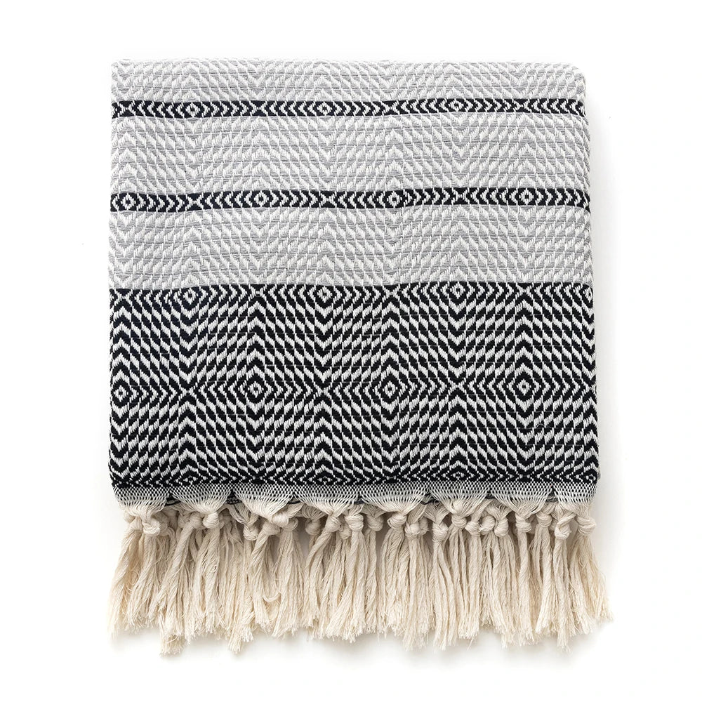 Modern simple cotton blanket large size 130x180CM with tassels soft nap blanket